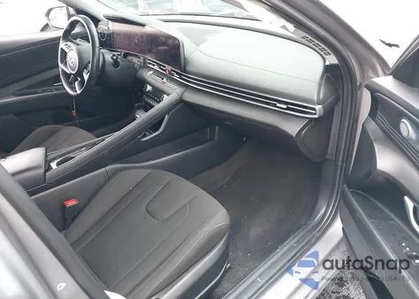 2023 Hyundai Elantra Sel z USA, uszkodzony, nr VIN KMHLS4AG6PU428910